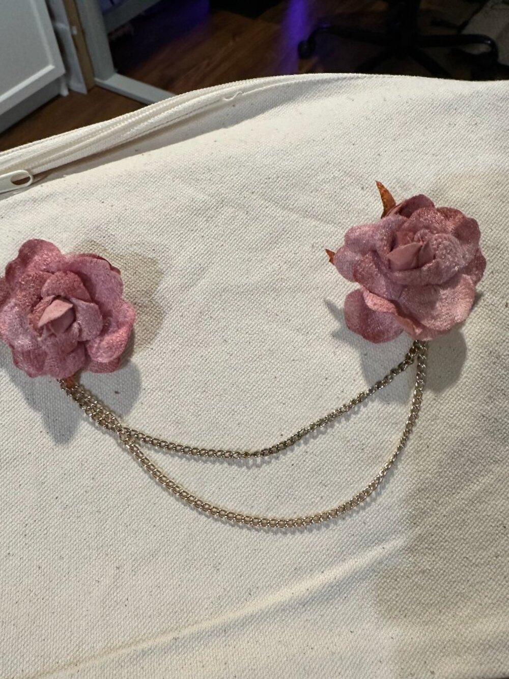 Pink Rose Hair Chain Accessory – Double-Sided